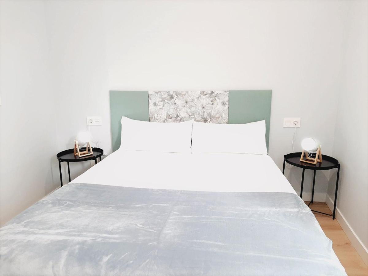 Apartamentos Vega By Gaiarooms Salamanca Eksteriør billede